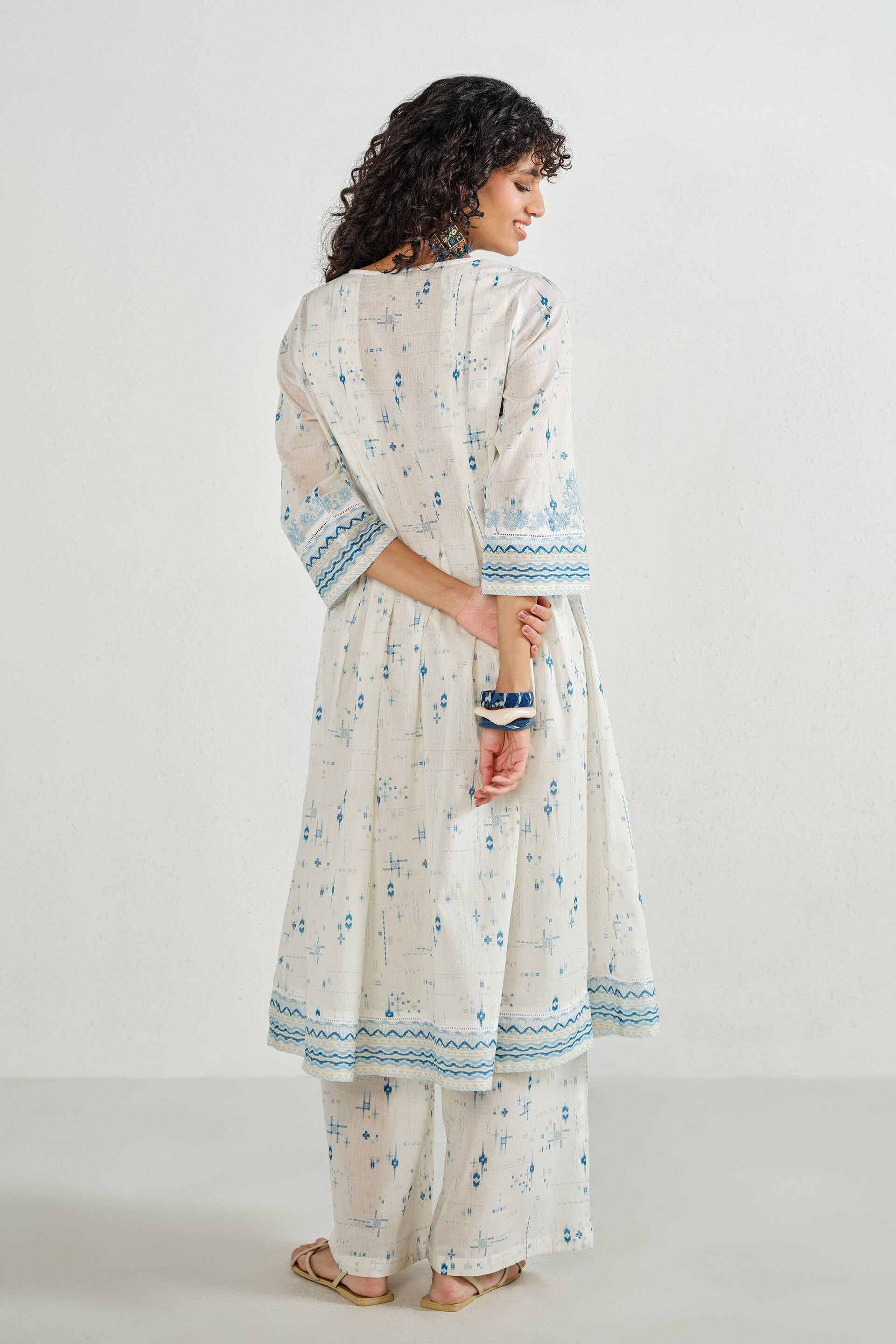 Safed Embroidered Cotton Kurta Set, White, image 5
